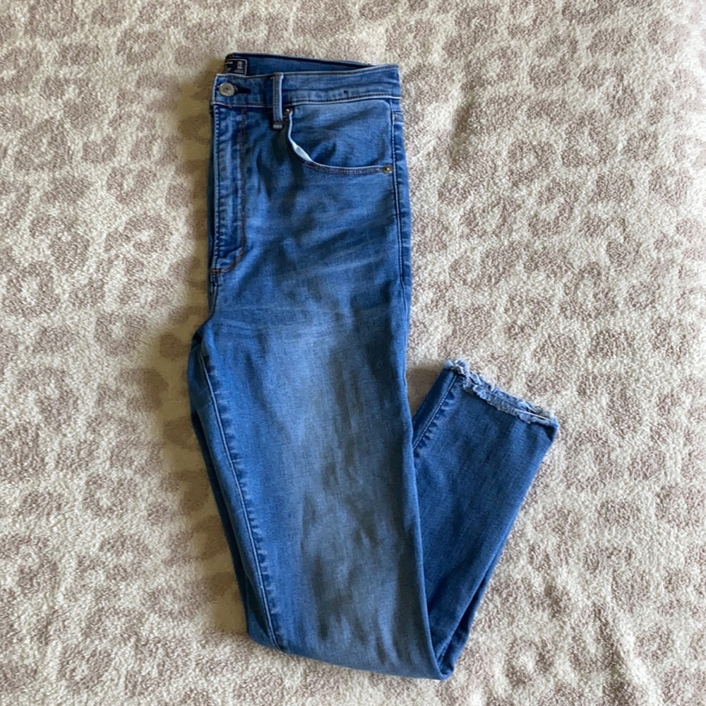 A&F Ultra High Rise Super Skinny Jeans